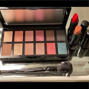 New Lancôme eye shadow and lipstick set